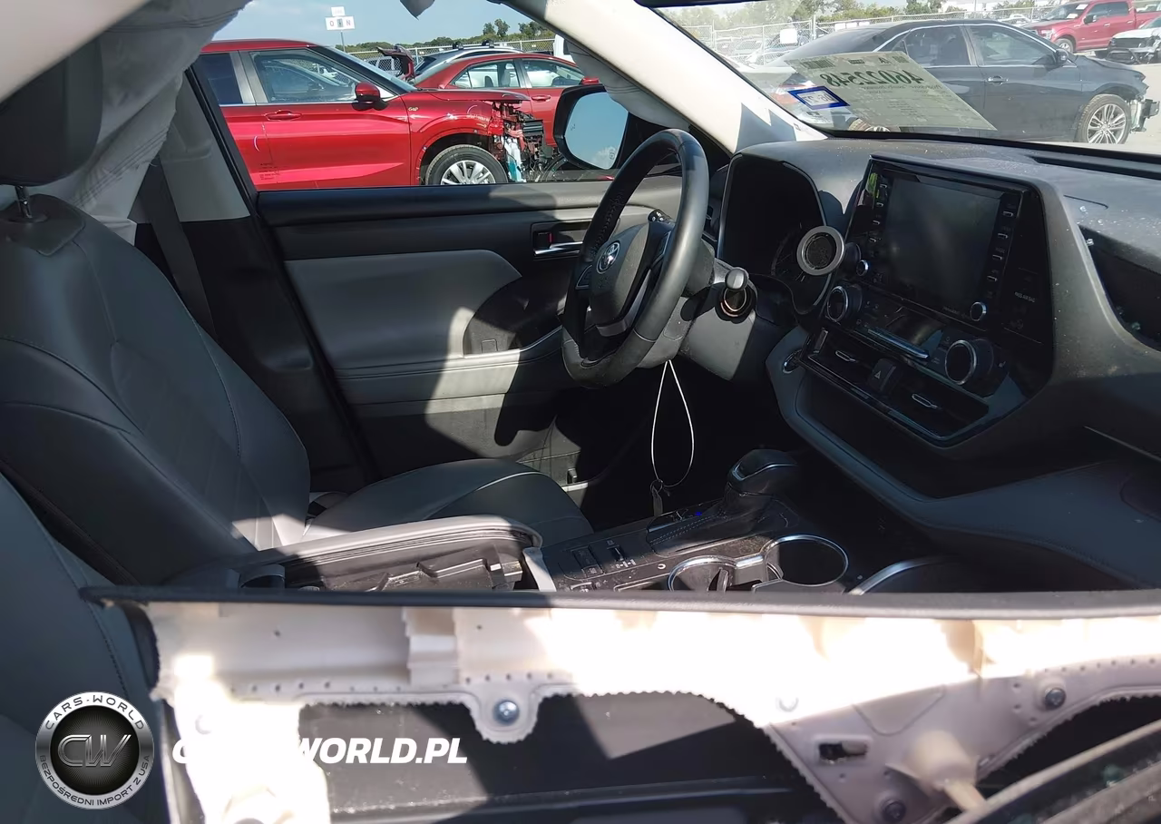 2022 Toyota Highlander Xle VIN:5TDGZRBH7NS227816 - 5