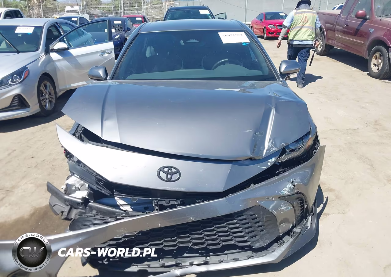 2025 Toyota Camry Se VIN:4T1DAACK2SU511816 - 13