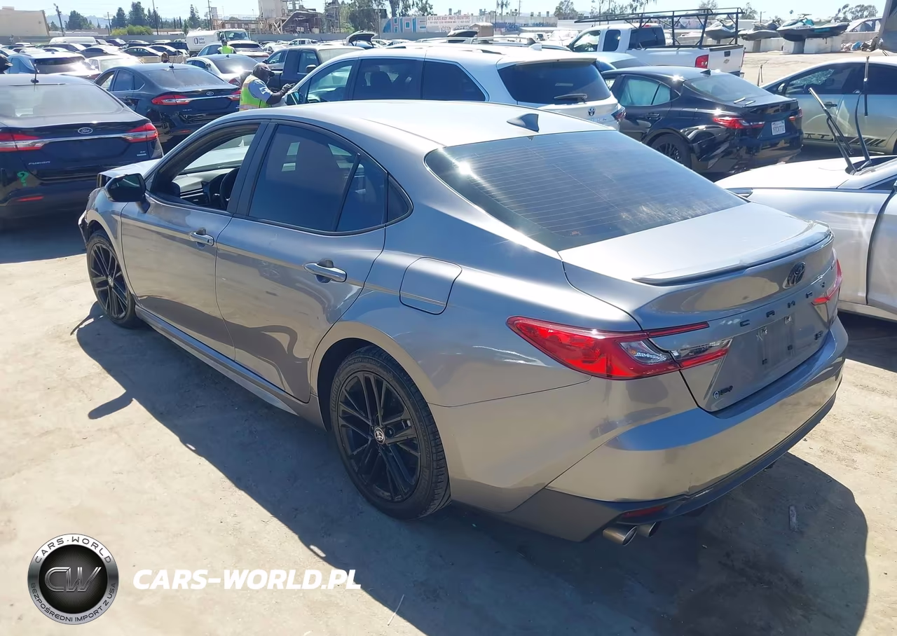 2025 Toyota Camry Se VIN:4T1DAACK2SU511816 - 3