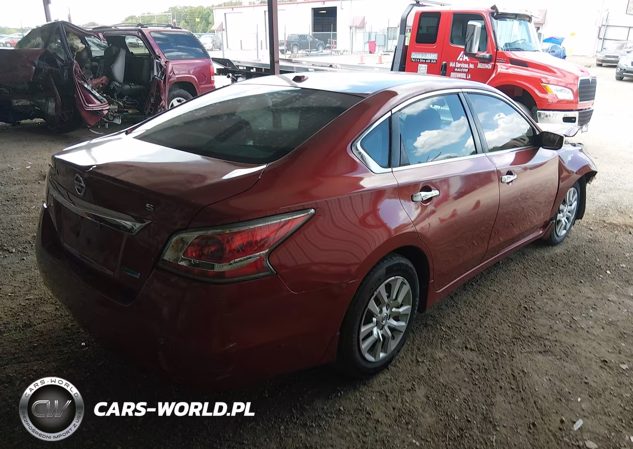 2014 Nissan Altima 2.5 S VIN:1N4AL3AP9EN383350 - 4