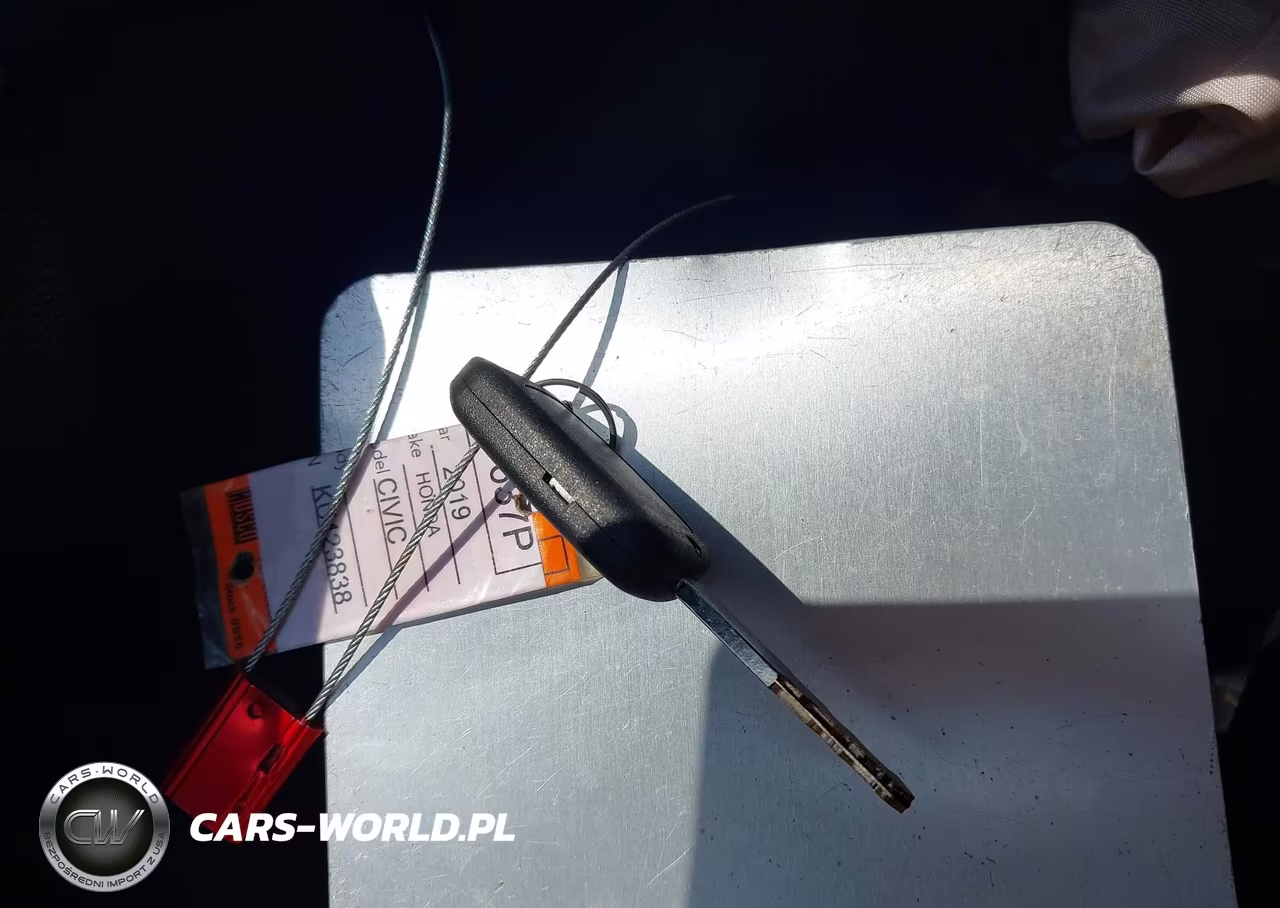 2019 Honda Civic Sport VIN:SHHFK7H41KU423838 - 11