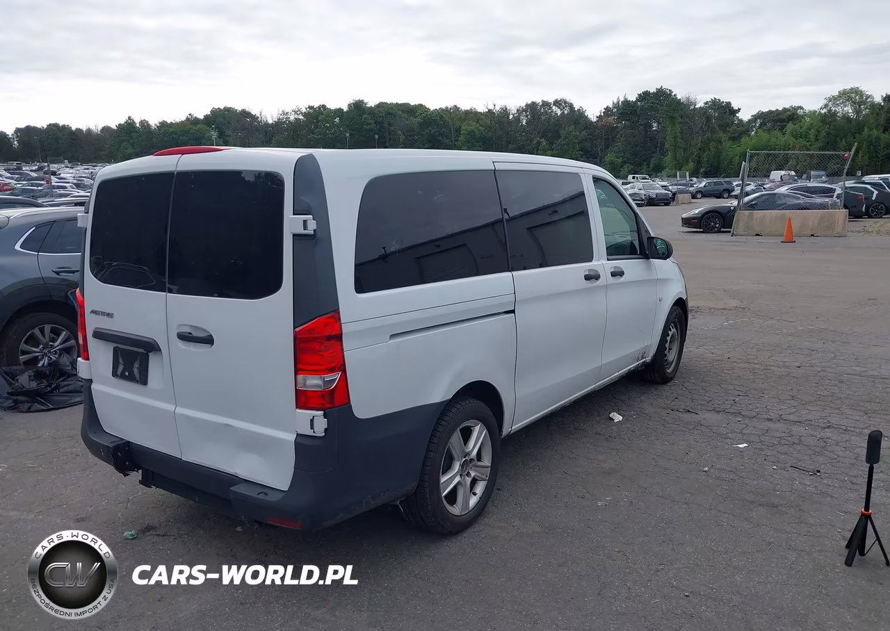 2019 Mercedes-Benz Metris VIN:WD4PG2EE1K3534982 - 4