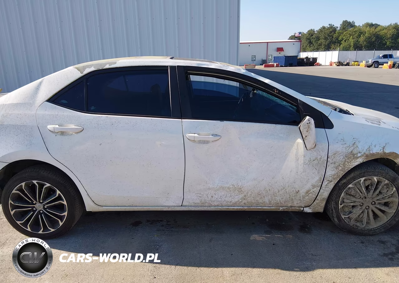 2014 Toyota Corolla S Plus VIN:5YFBURHE8EP068190 - 14