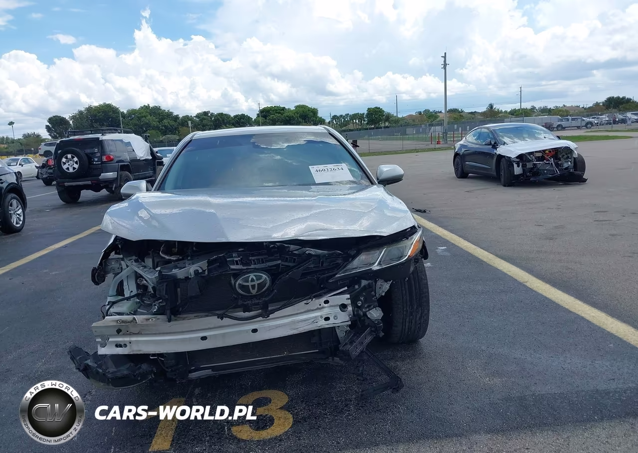 2019 Toyota Camry Se VIN:4T1B11HKXKU782574 - 6
