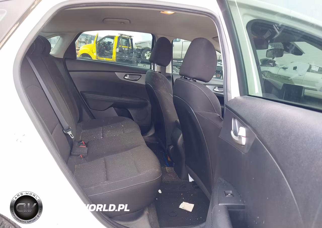 2021 Kia Forte Lxs VIN:3KPF24ADXME326141 - 8