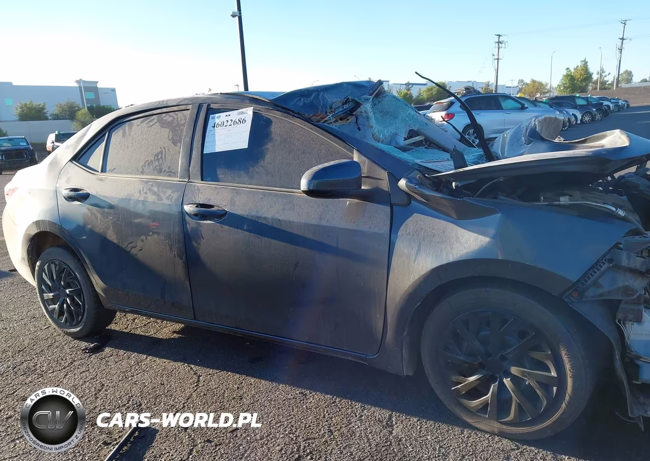 2017 Toyota Corolla Le VIN:5YFBURHE1HP724542 - 14
