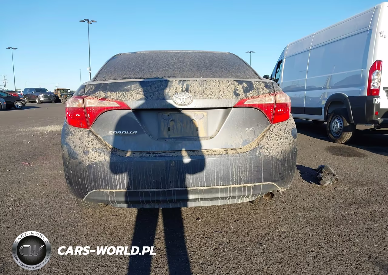 2017 Toyota Corolla Le VIN:5YFBURHE1HP724542 - 17