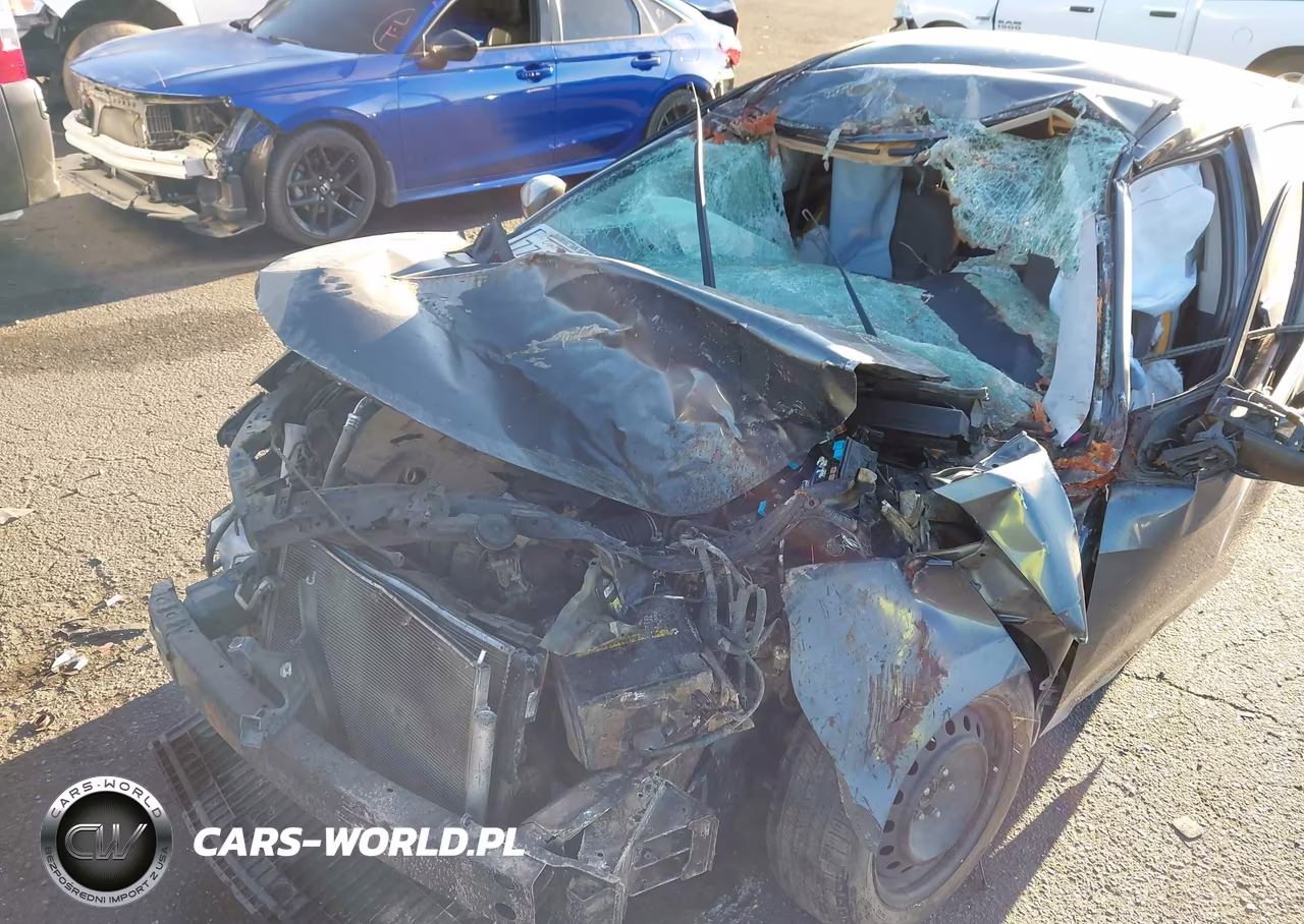 2017 Toyota Corolla Le VIN:5YFBURHE1HP724542 - 6