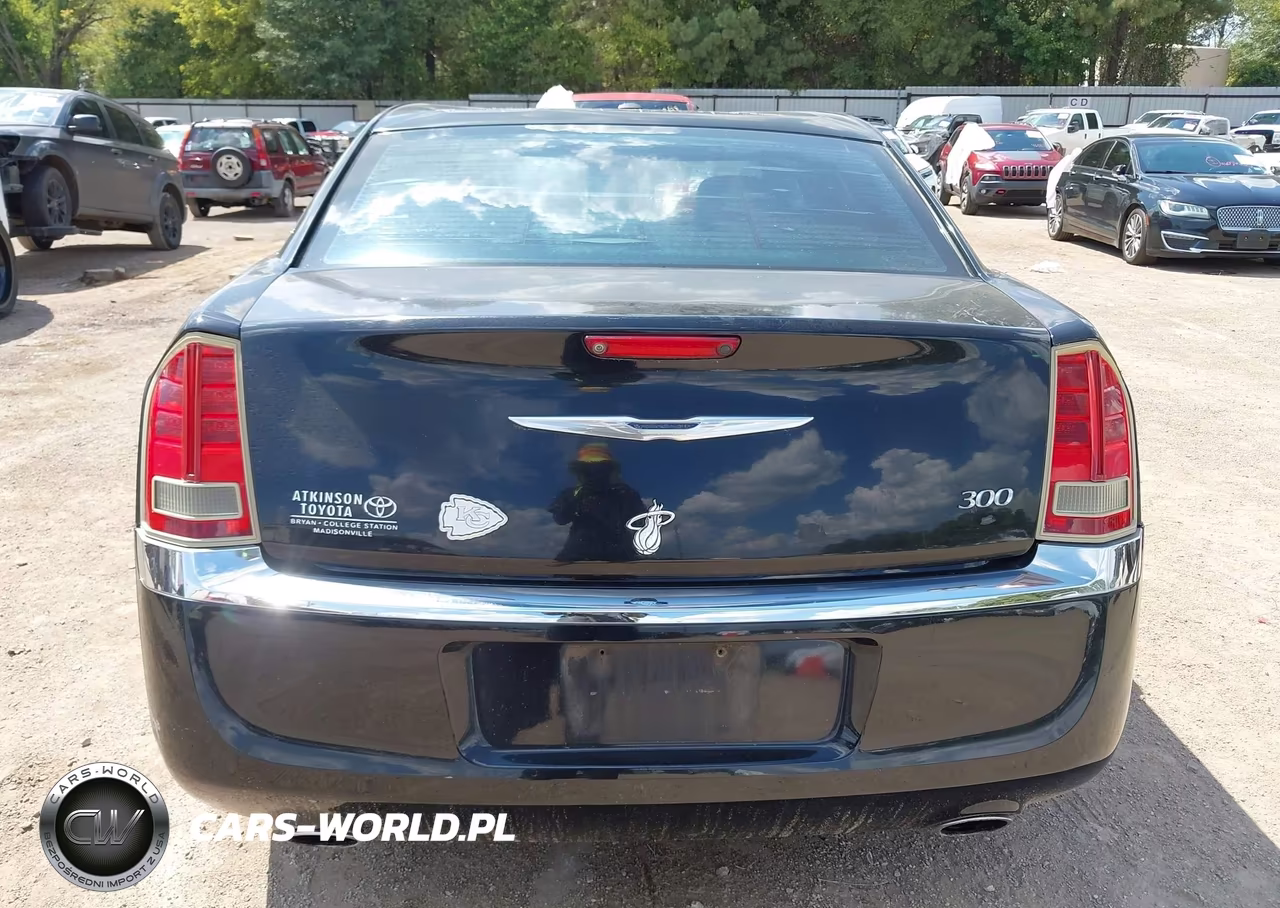 2012 Chrysler 300 Limited VIN:2C3CCACG7CH182397 - 17