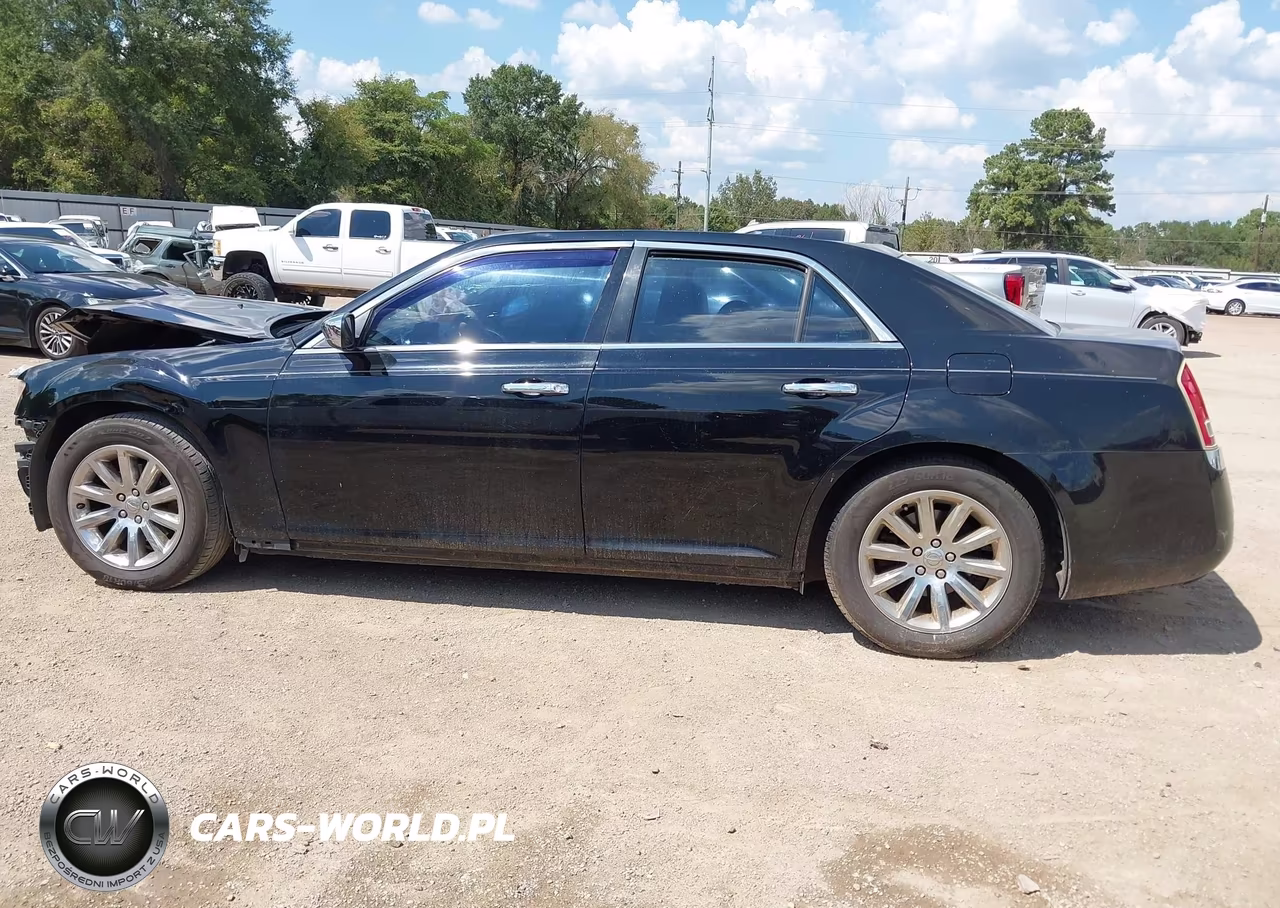 2012 Chrysler 300 Limited VIN:2C3CCACG7CH182397 - 18