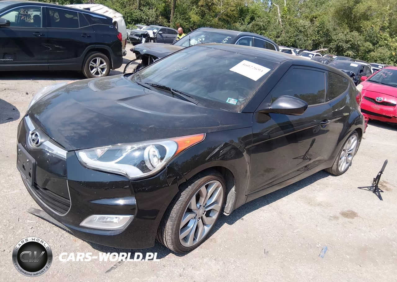 2015 Hyundai Veloster VIN:KMHTC6AD8FU241164 - 2