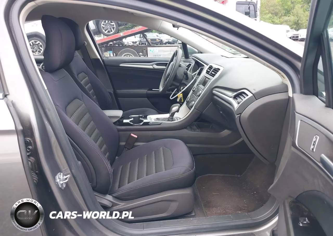 2014 Ford Fusion Se VIN:1FA6P0H77E5390621 - 5