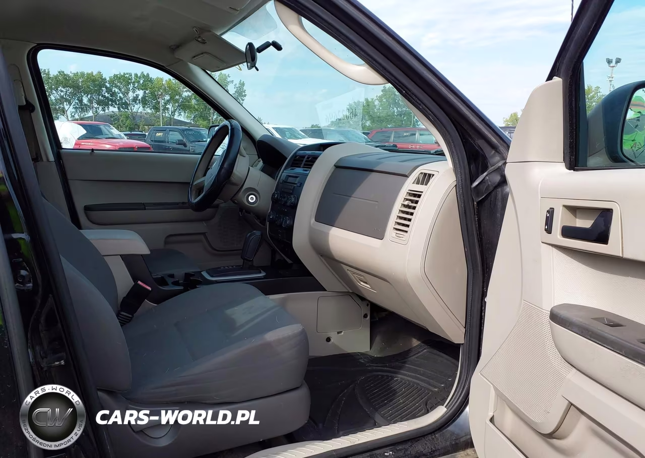 2012 Ford Escape Xls VIN:1FMCU0C75CKC15419 - 5