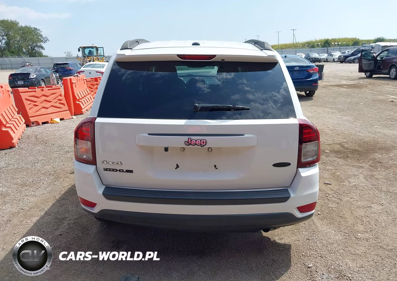2016 Jeep Compass Sport VIN:1C4NJDBB6GD572055 - 17
