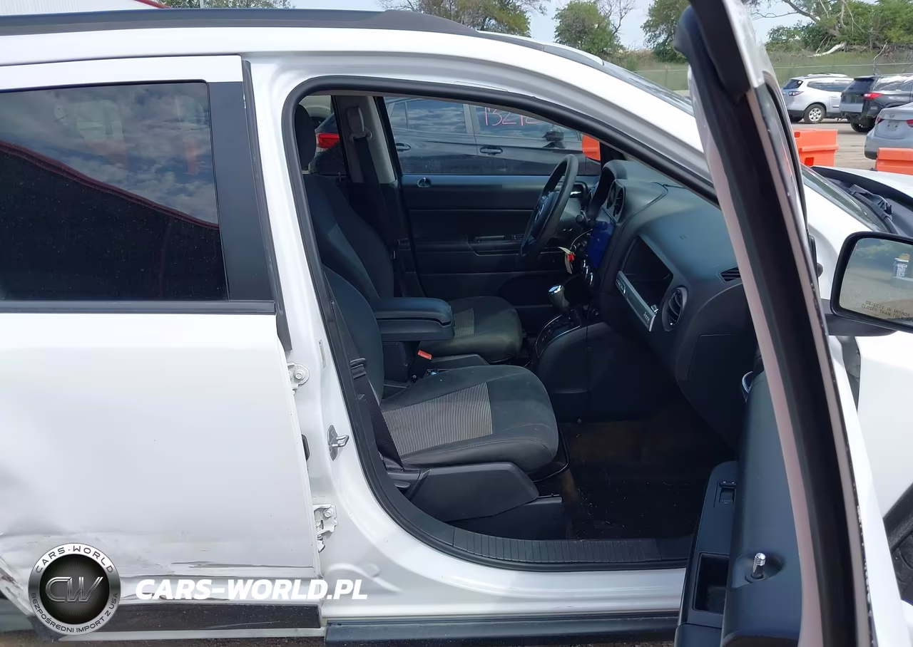 2016 Jeep Compass Sport VIN:1C4NJDBB6GD572055 - 5