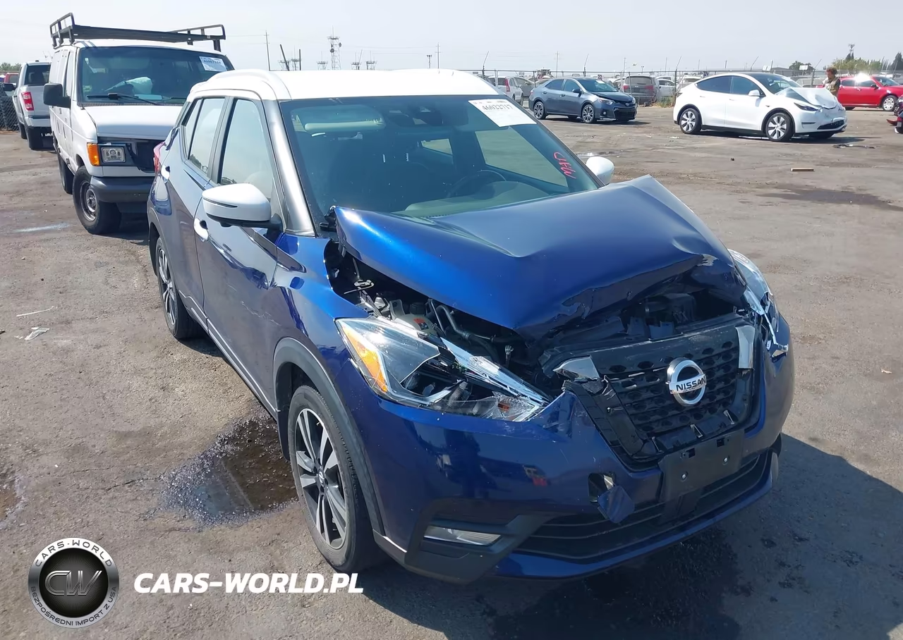 2020 Nissan Kicks Sr Xtronic Cvt