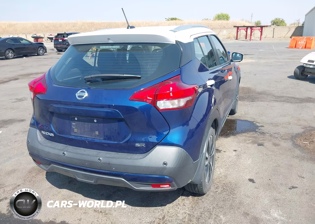 2020 Nissan Kicks Sr Xtronic Cvt VIN:3N1CP5DV8LL554716 - 4