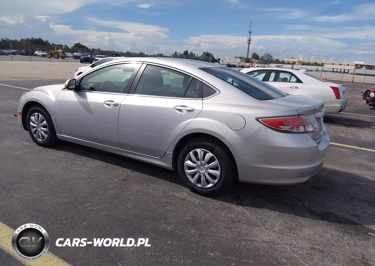 2010 Mazda Mazda6 I Sport VIN:1YVHZ8BH0A5M58100 - 3