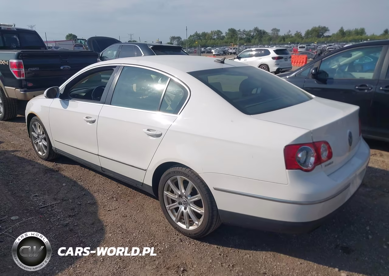 2008 Volkswagen Passat Komfort VIN:WVWAK73C48E089065 - 2