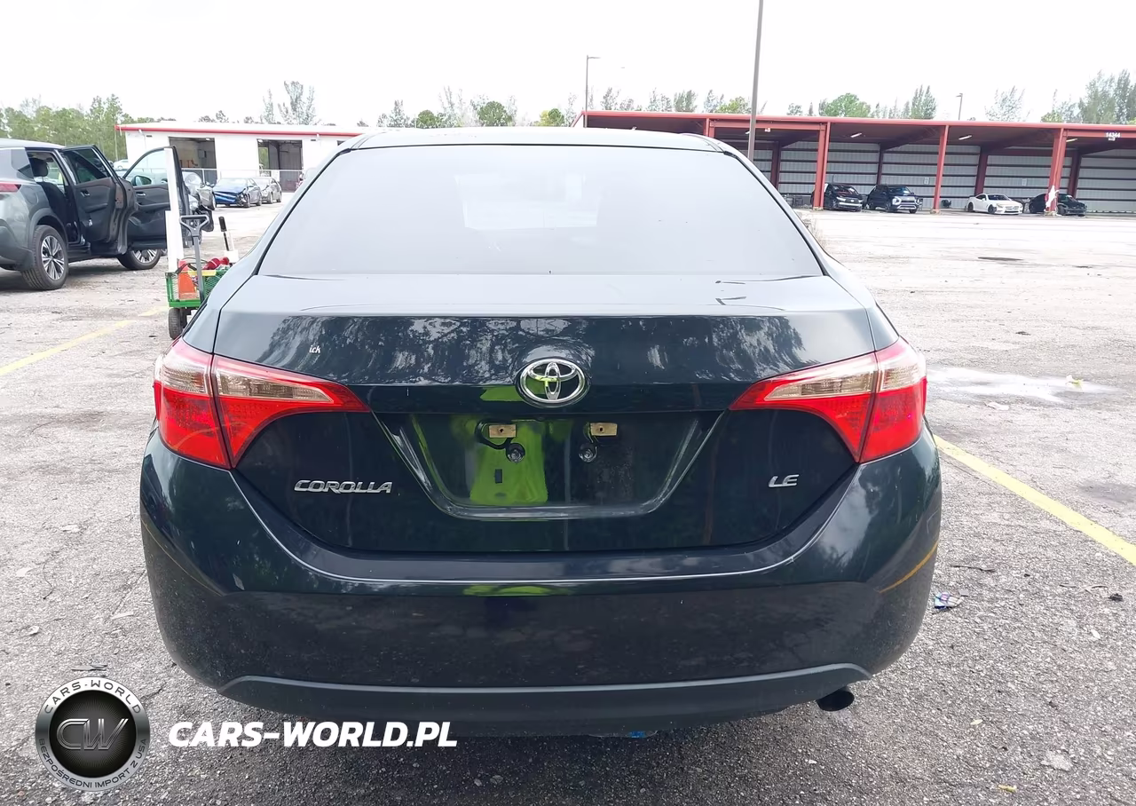 2017 Toyota Corolla Le VIN:5YFBURHEXHP603461 - 15