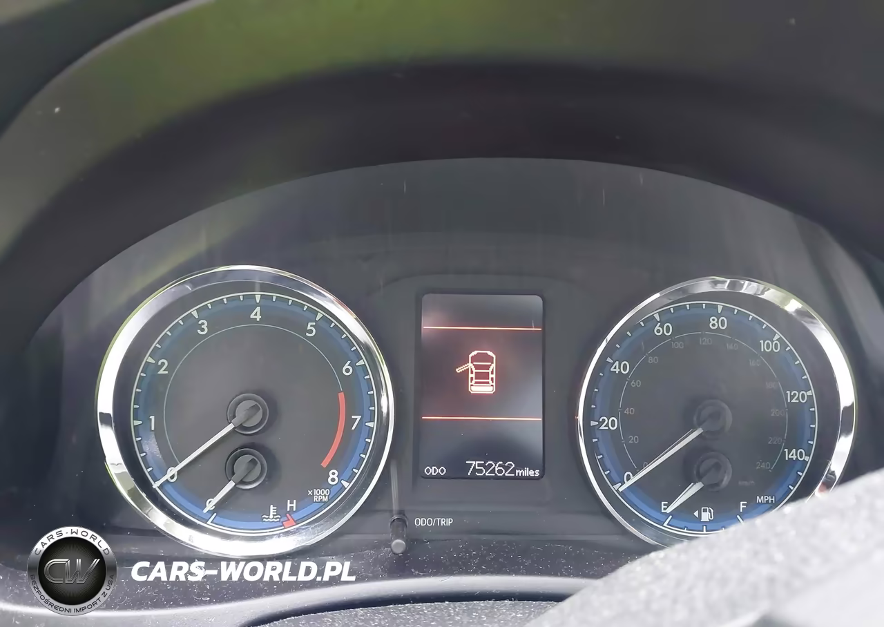 2017 Toyota Corolla Le VIN:5YFBURHEXHP603461 - 7