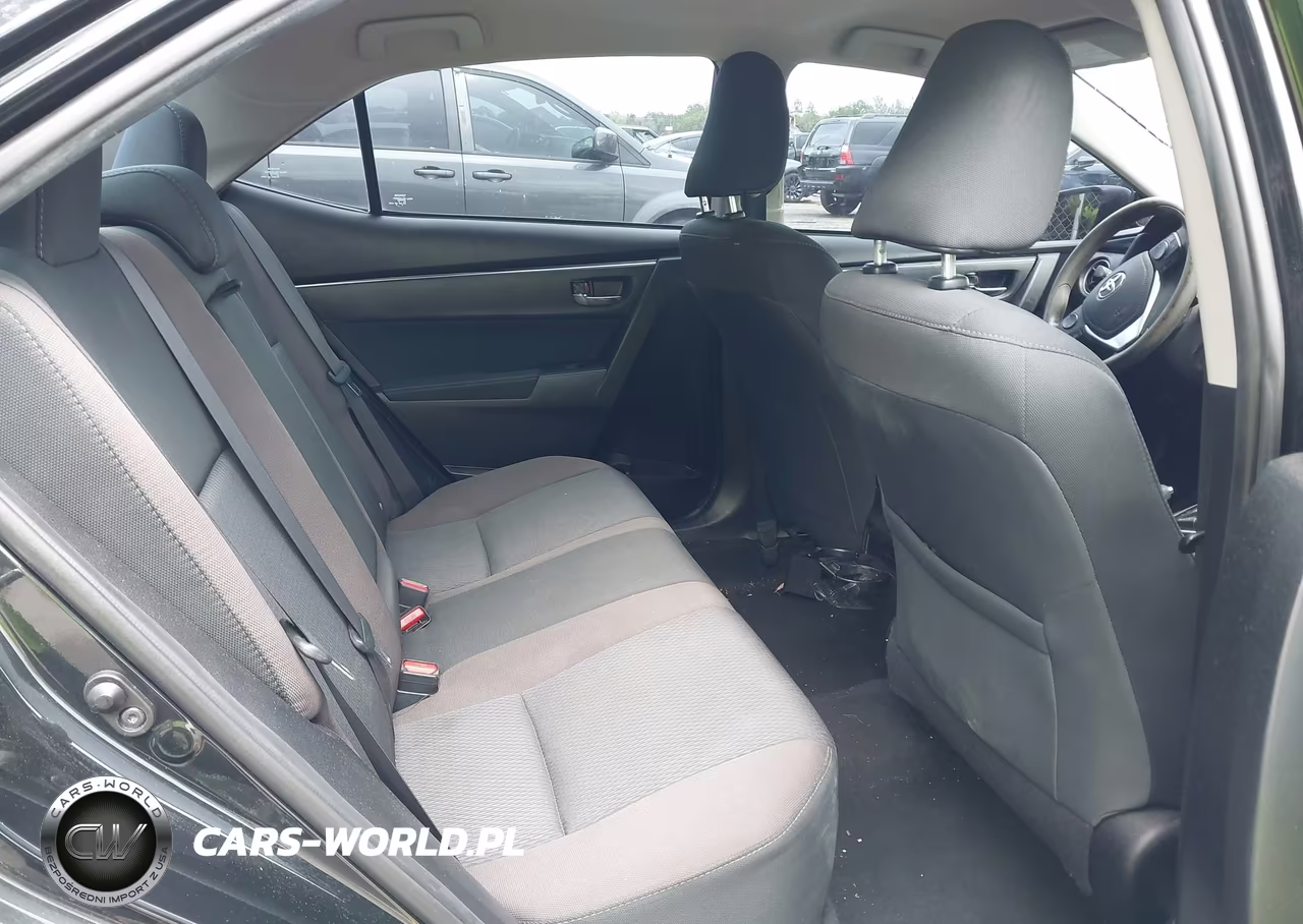 2017 Toyota Corolla Le VIN:5YFBURHEXHP603461 - 8
