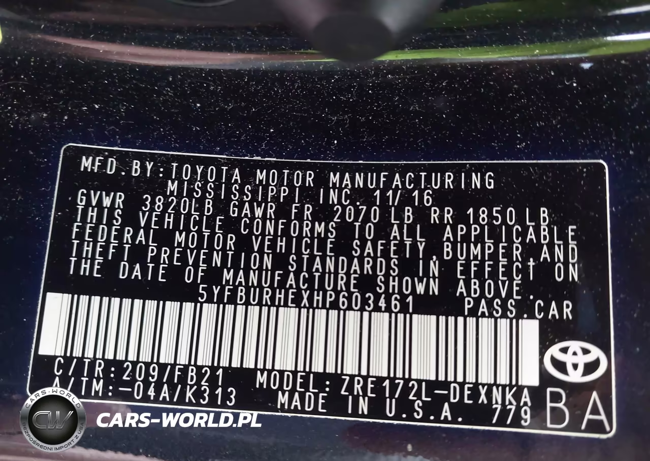 2017 Toyota Corolla Le VIN:5YFBURHEXHP603461 - 9