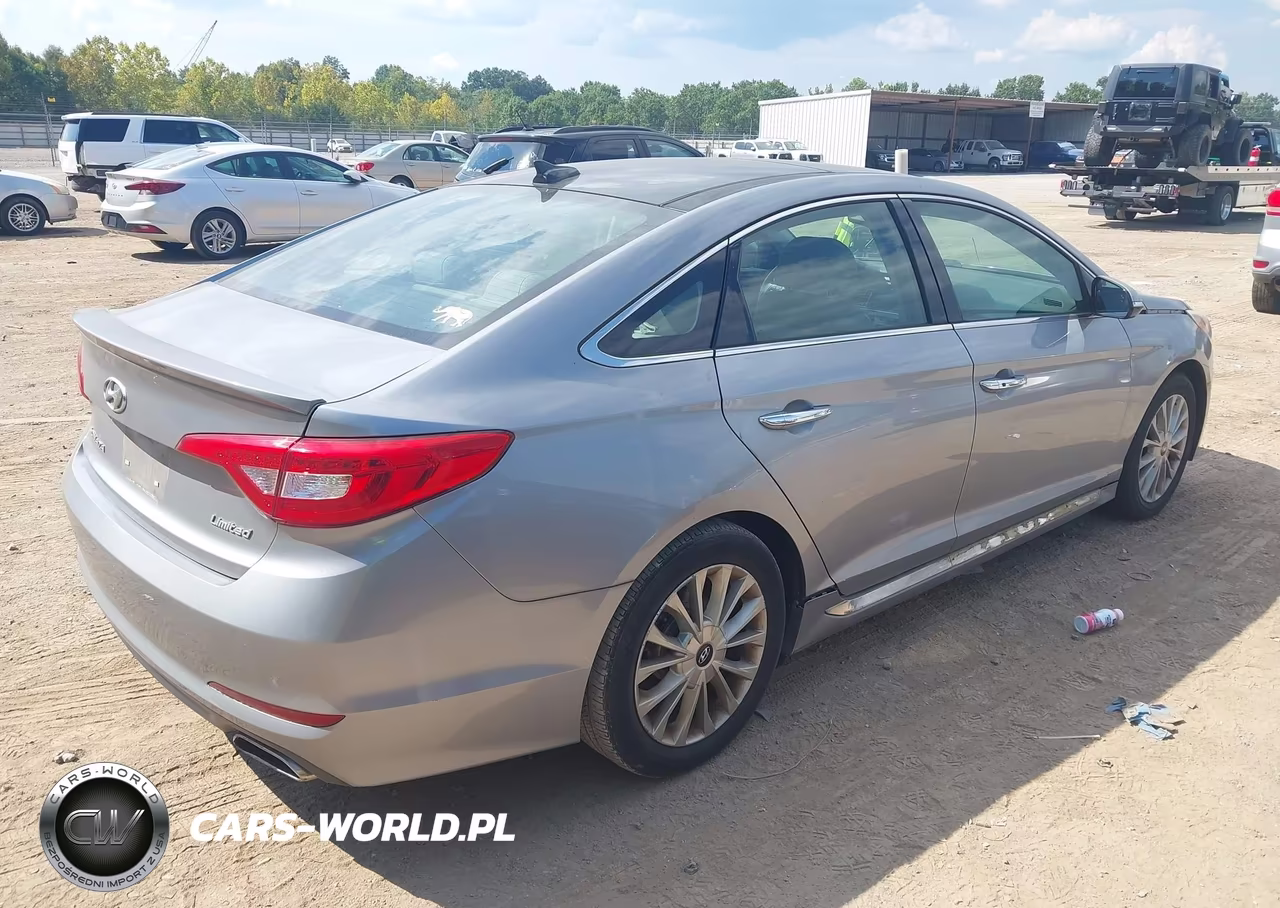 2015 Hyundai Sonata Limited VIN:5NPE34AF4FH084696 - 4