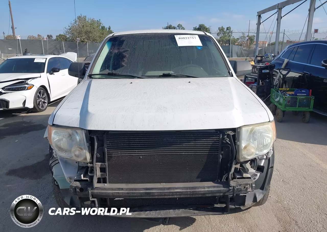 2008 Ford Escape Xls VIN:1FMCU92ZX8KA47338 - 12