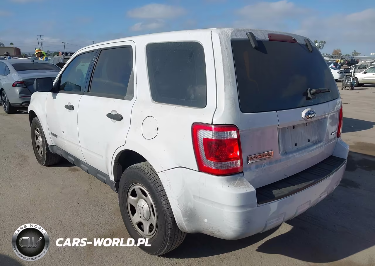 2008 Ford Escape Xls VIN:1FMCU92ZX8KA47338 - 3