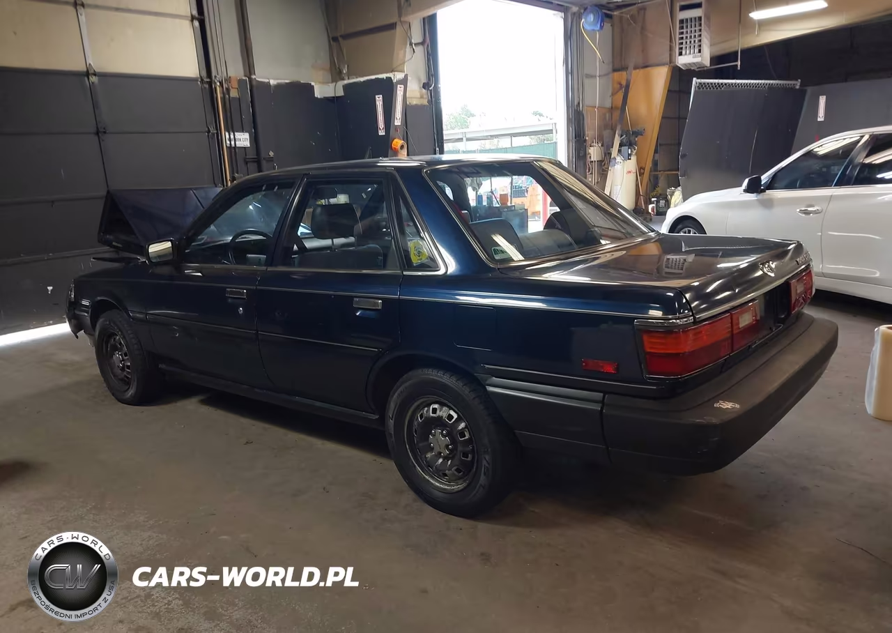 1987 Toyota Camry Dlx VIN:JT2SV21E4H3161406 - 3
