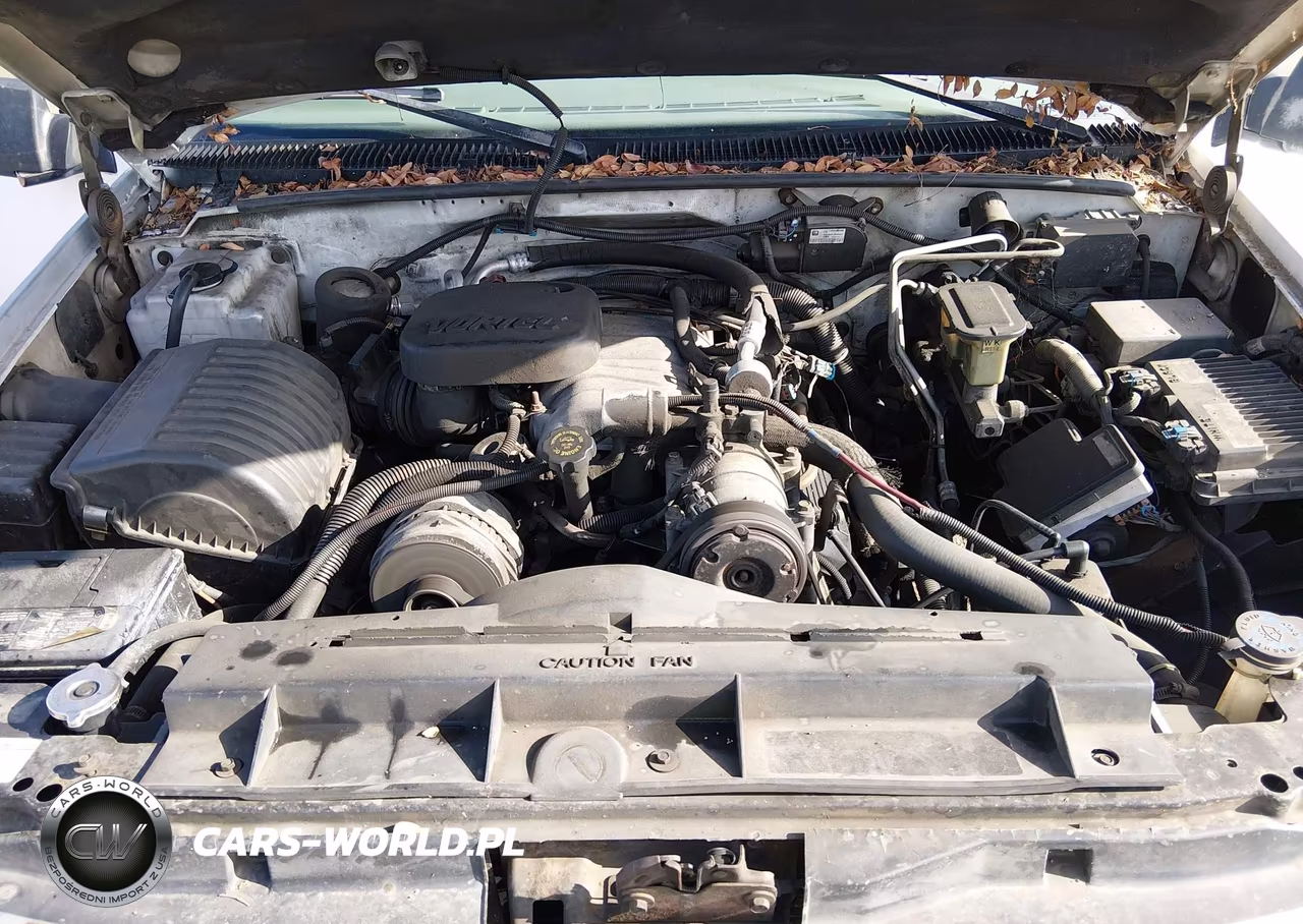 1999 Chevrolet Suburban 2500 VIN:3GNGC26J8XG173991 - 10