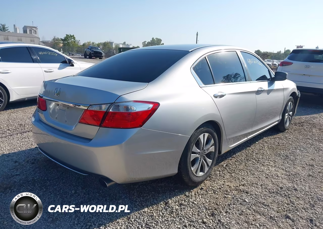 2015 Honda Accord Lx VIN:1HGCR2F39FA032935 - 4