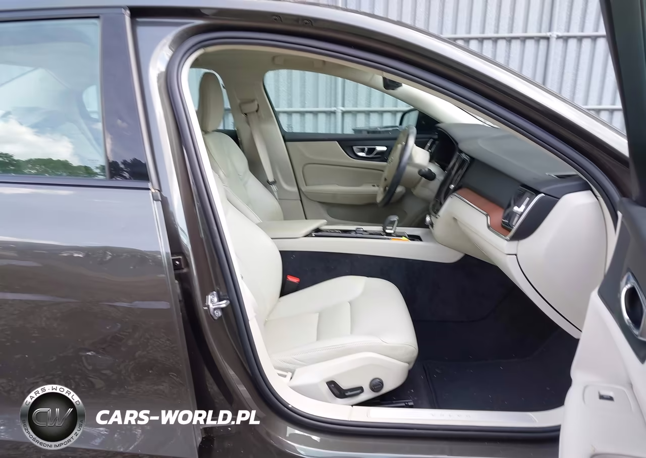 2022 Volvo S60 B5 Inscription-B5 Momentum VIN:7JRL12FZ5NG155672 - 5