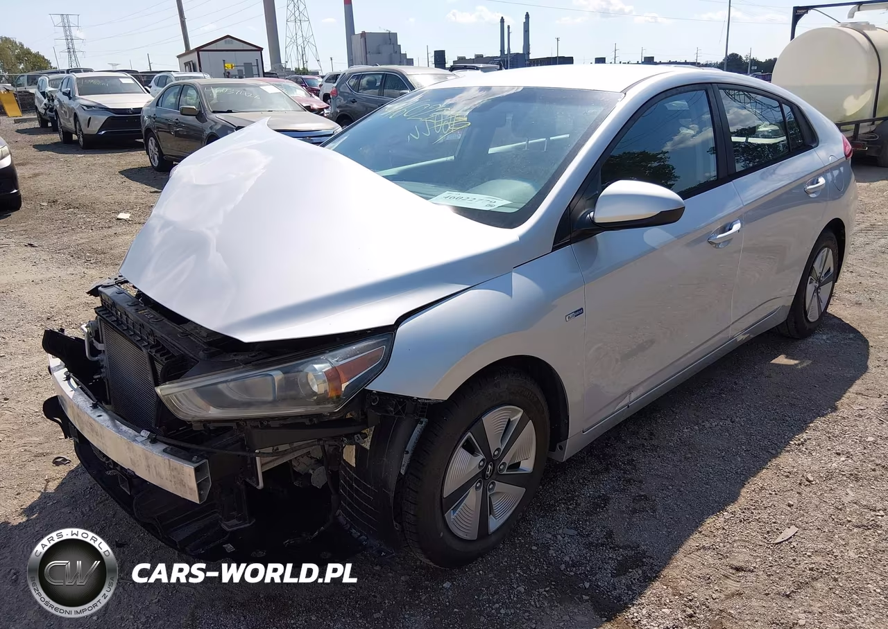 2018 Hyundai Ioniq Hybrid Blue VIN:KMHC65LC5JU100566 - 15