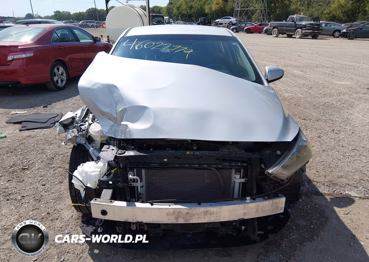 2018 Hyundai Ioniq Hybrid Blue VIN:KMHC65LC5JU100566 - 16