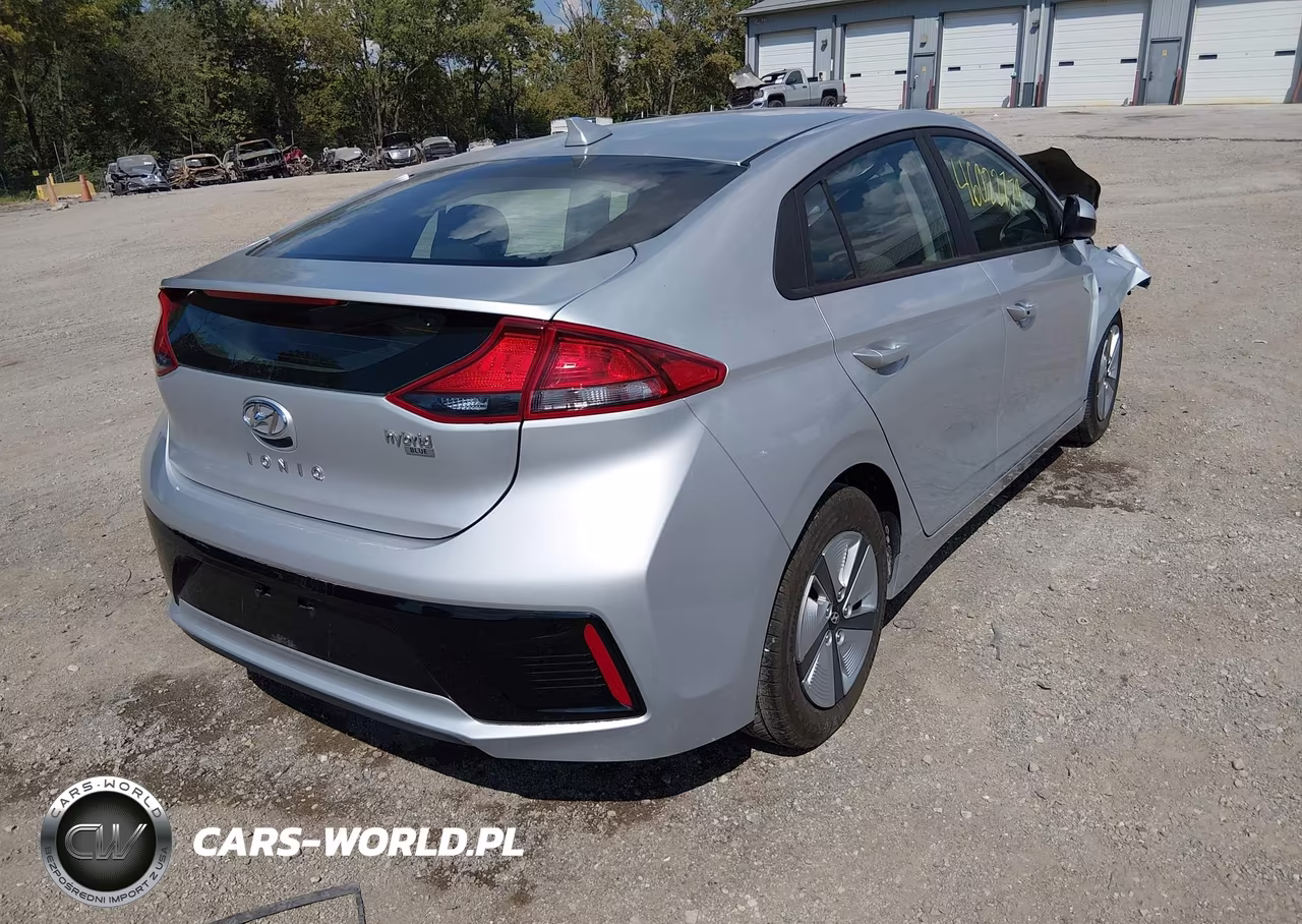 2018 Hyundai Ioniq Hybrid Blue VIN:KMHC65LC5JU100566 - 4
