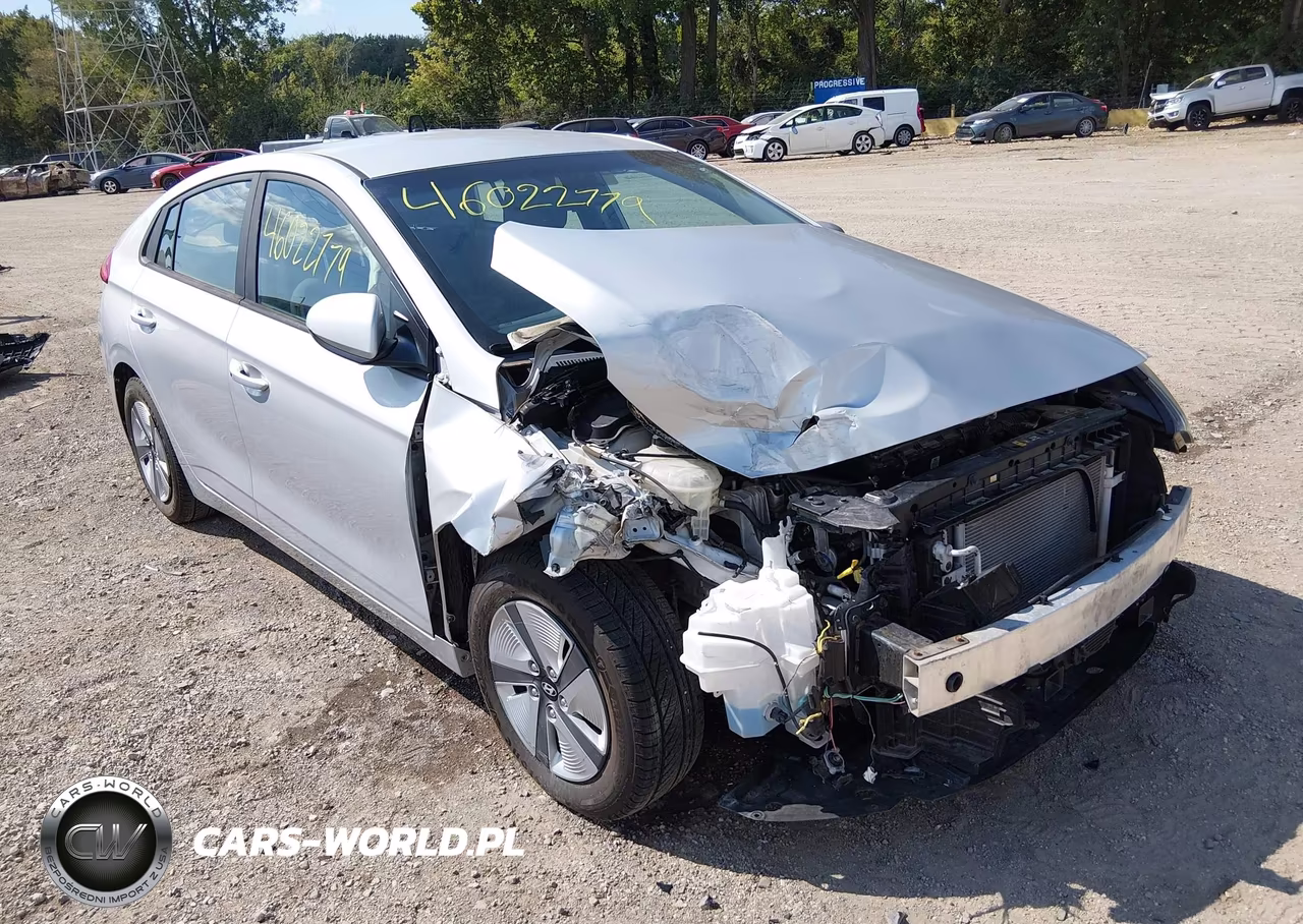 2018 Hyundai Ioniq Hybrid Blue VIN:KMHC65LC5JU100566 - 6
