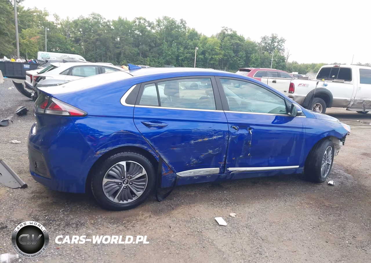 2021 Hyundai Ioniq Plug-In Hybrid Sel VIN:KMHC75LD4MU257550 - 14