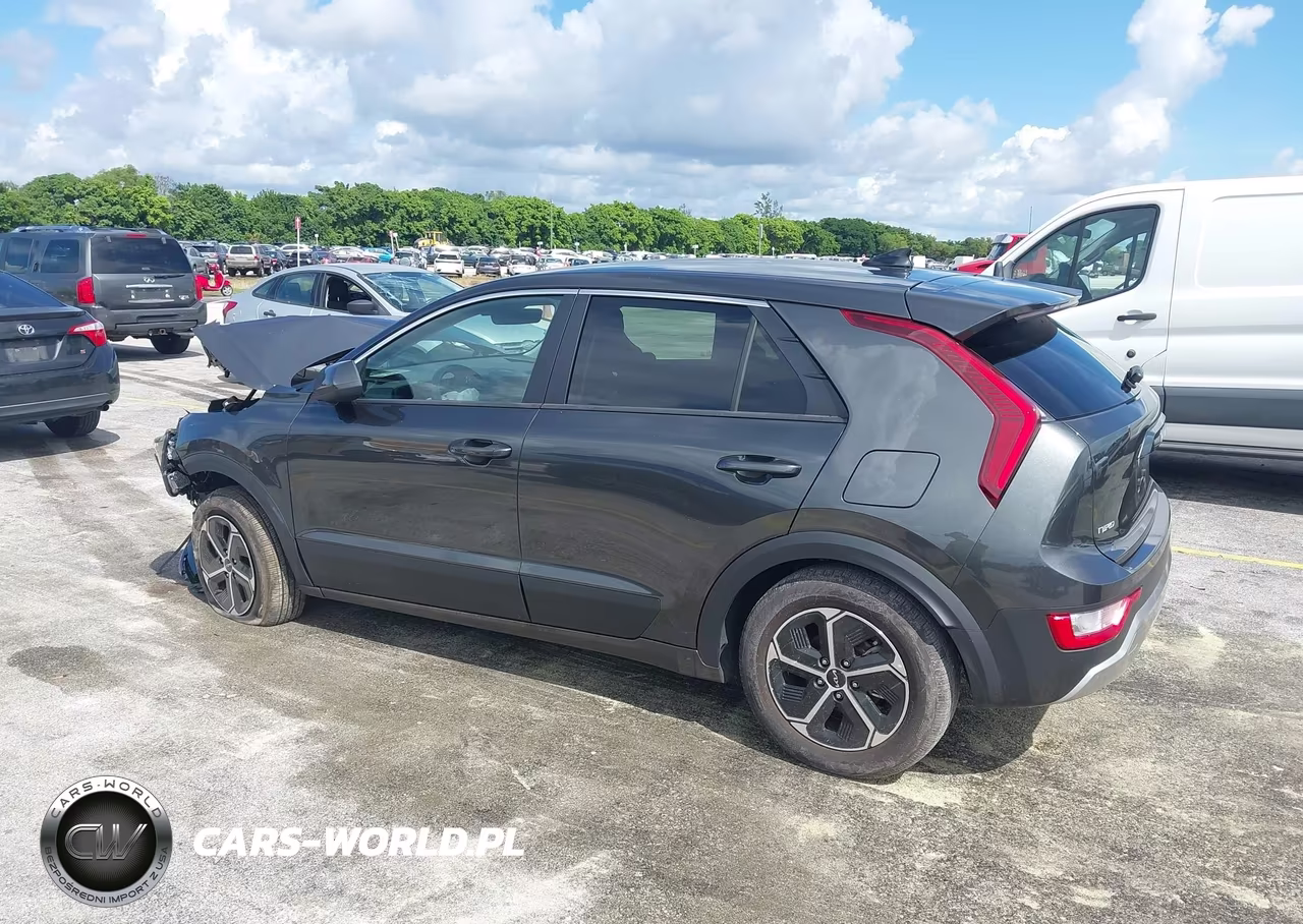 2026 Kia Niro Lx VIN:KNDCP3LE0T5335591 - 3