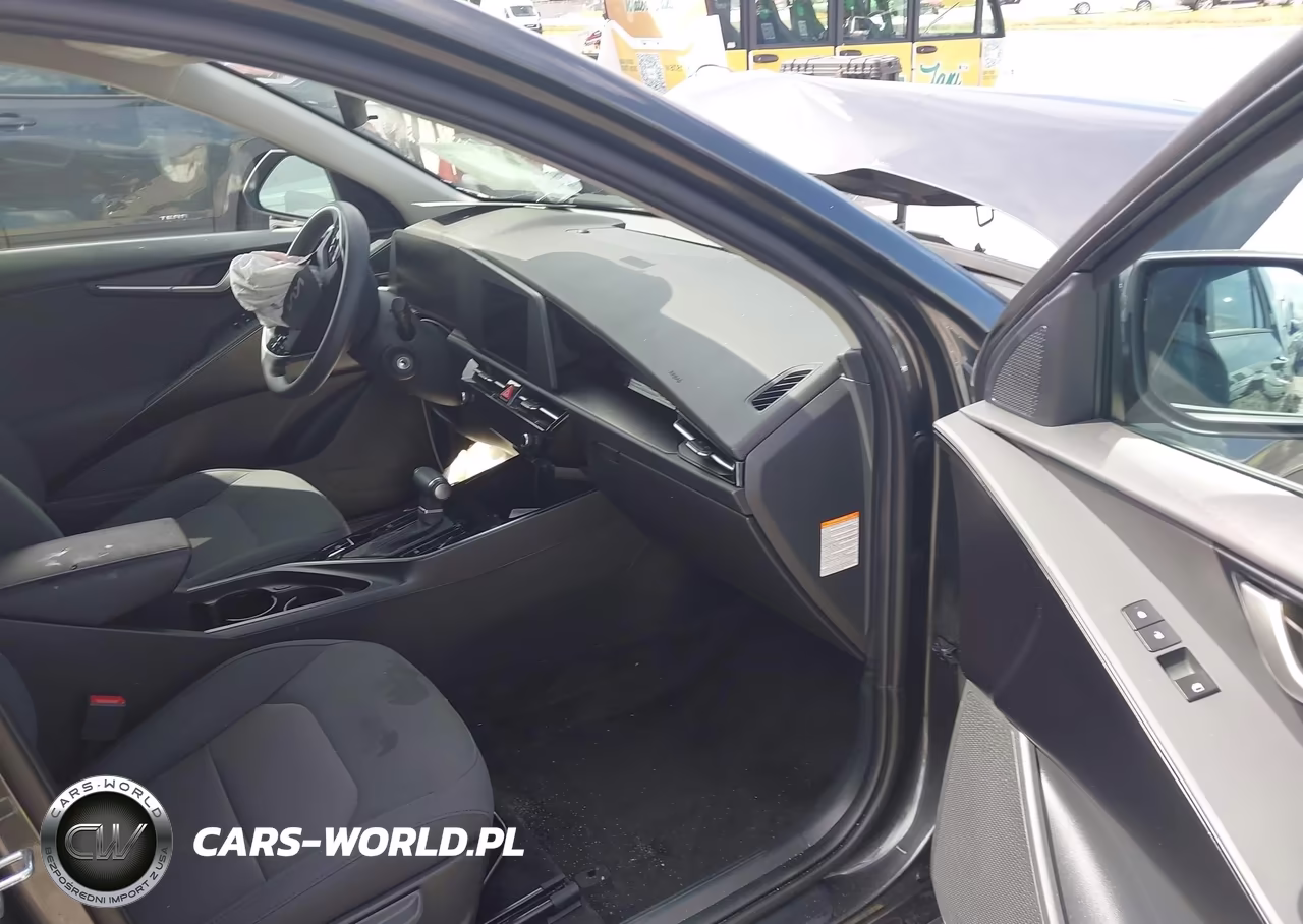 2026 Kia Niro Lx VIN:KNDCP3LE0T5335591 - 5