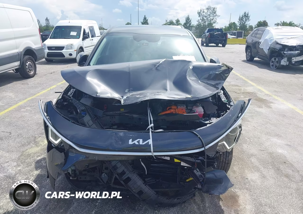 2026 Kia Niro Lx VIN:KNDCP3LE0T5335591 - 6