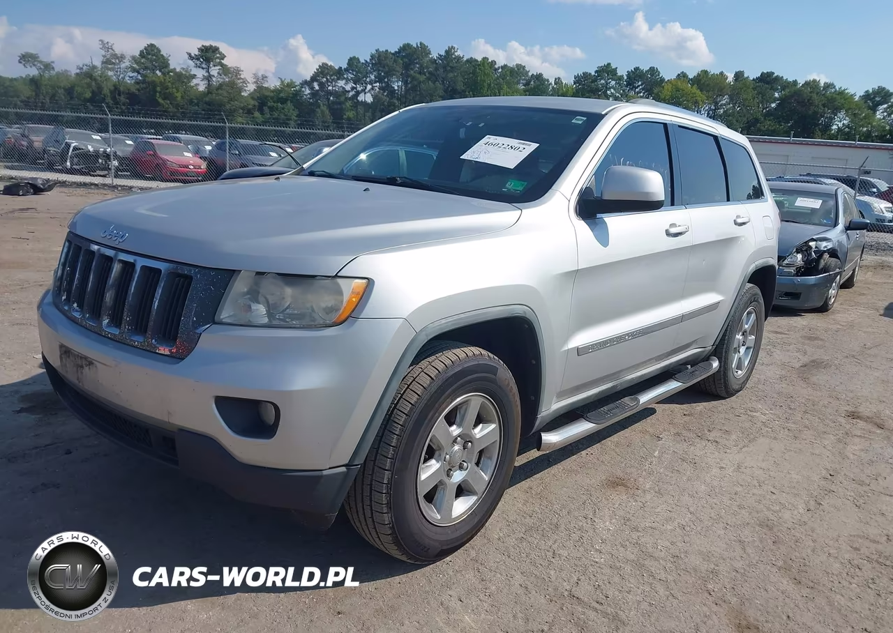 2011 Jeep Grand Cherokee Laredo VIN:1J4RR4GG0BC625677 - 2