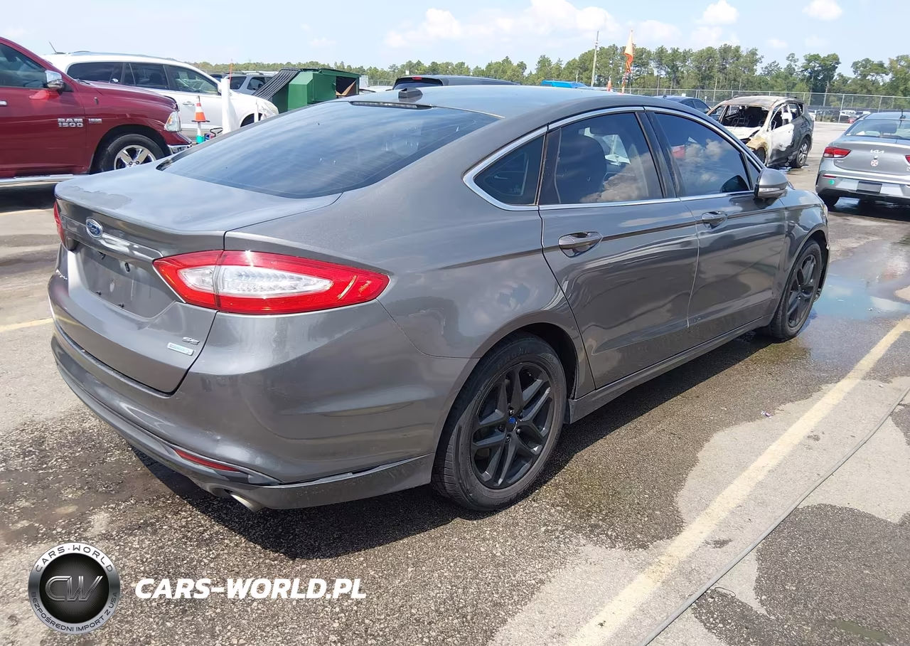 2013 Ford Fusion Se VIN:3FA6P0HR6DR180668 - 4