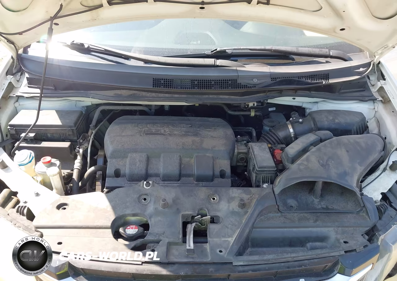 2015 Honda Odyssey Touring-Touring Elite VIN:5FNRL5H91FB040483 - 10