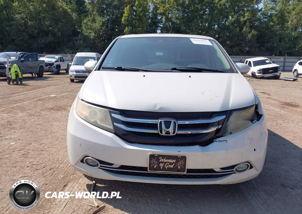 2015 Honda Odyssey Touring-Touring Elite VIN:5FNRL5H91FB040483 - 12