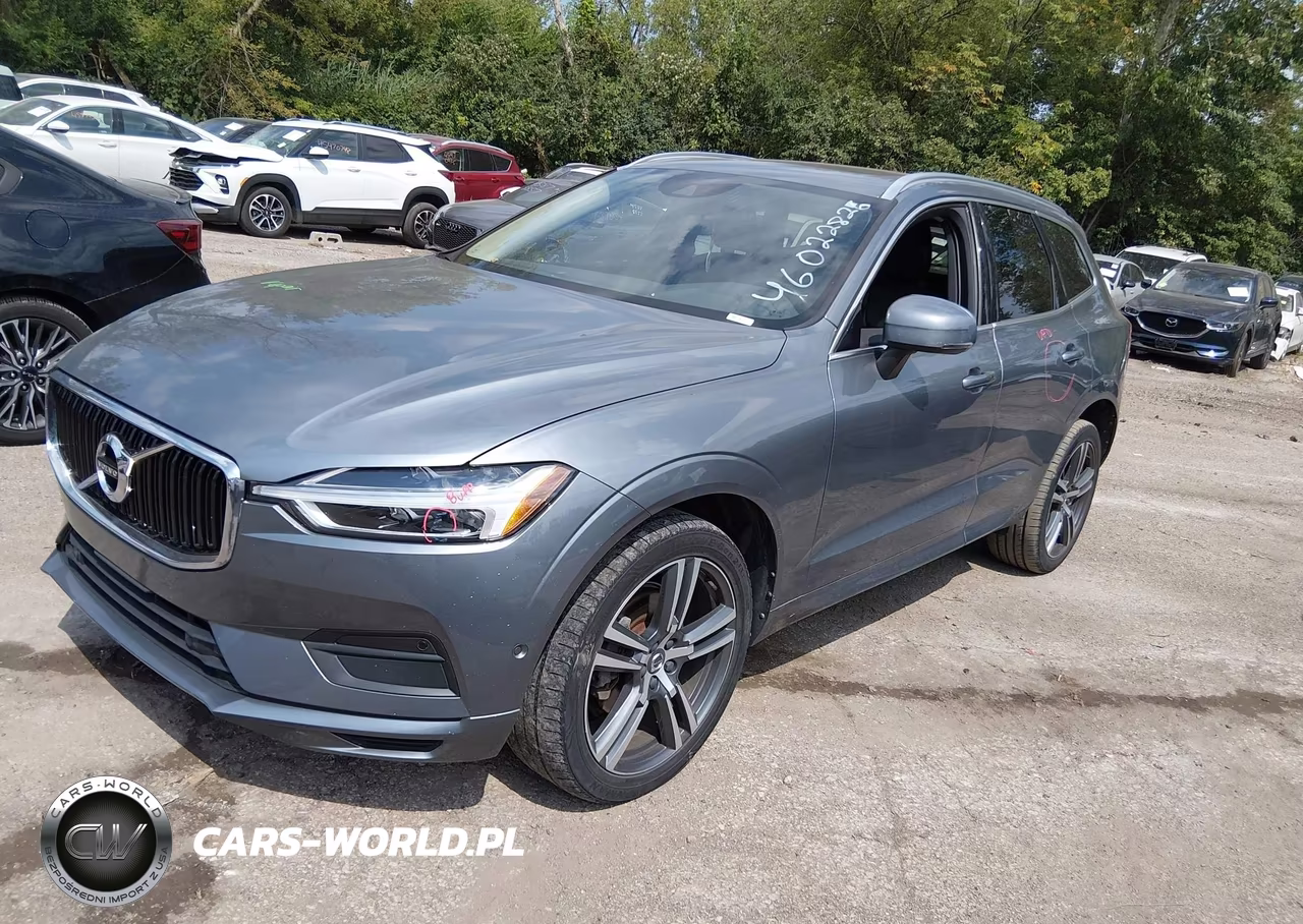 2018 Volvo Xc60 T5 Momentum VIN:LYV102RK5JB097365 - 2