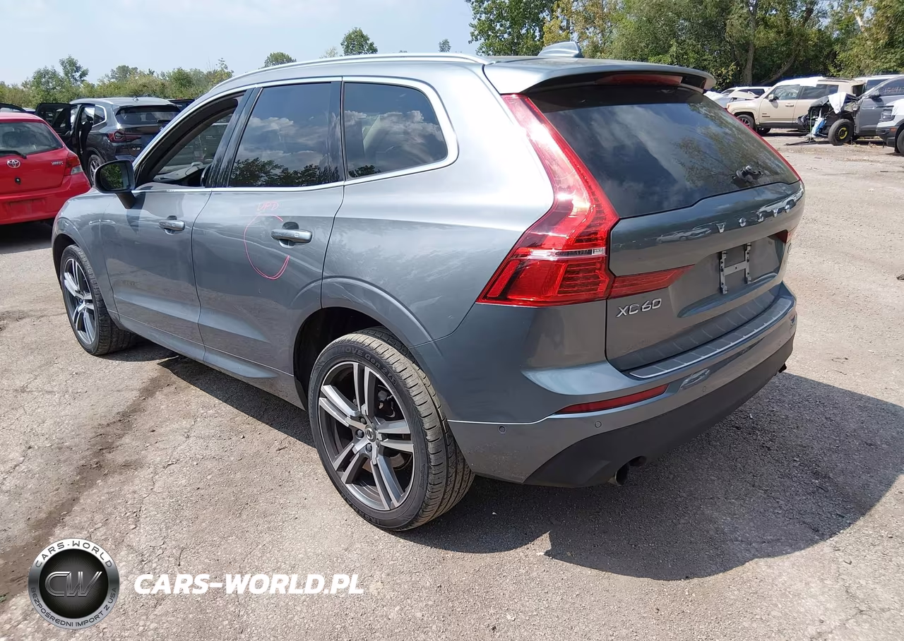 2018 Volvo Xc60 T5 Momentum VIN:LYV102RK5JB097365 - 3
