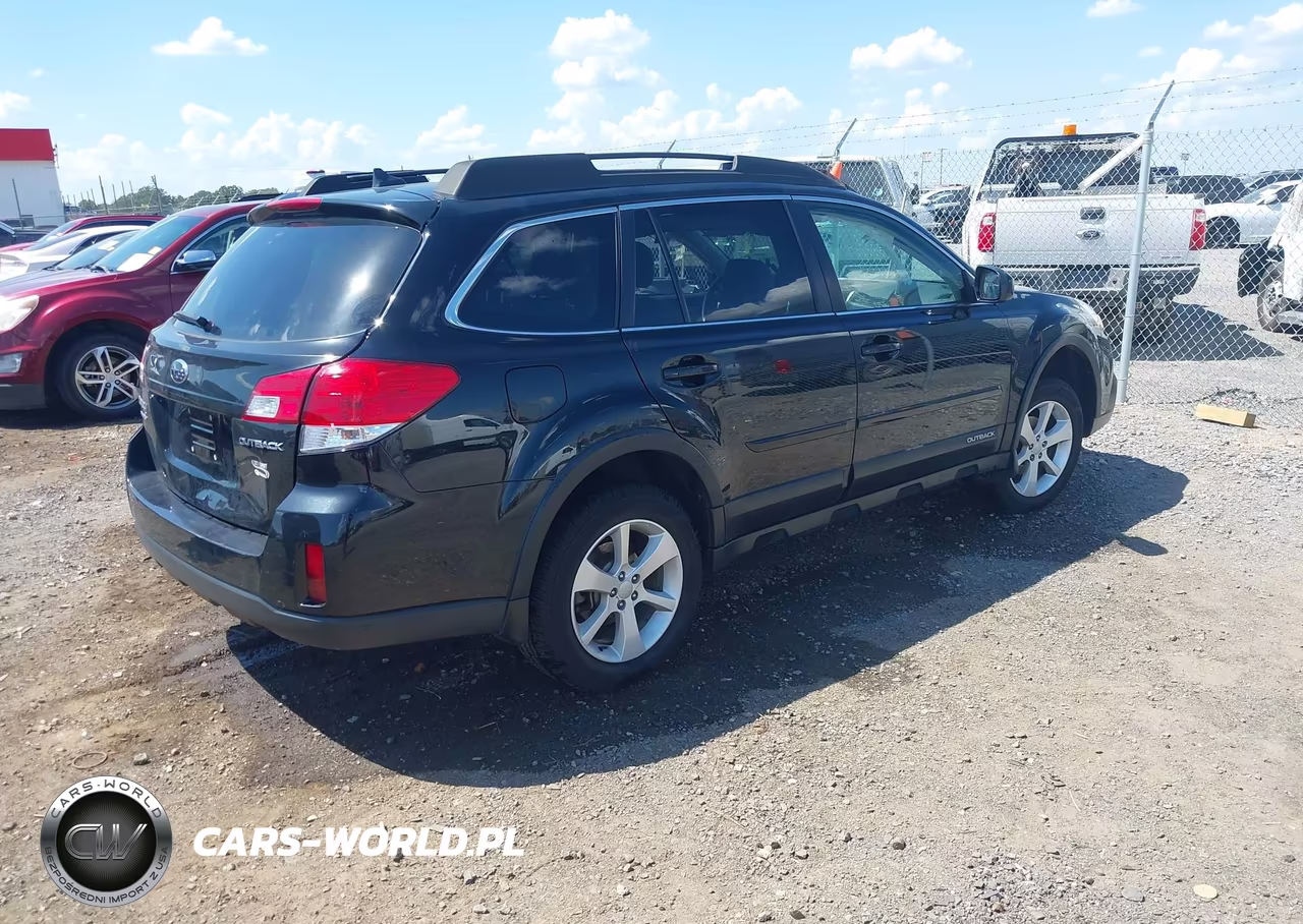 2014 Subaru Outback 2.5I Premium VIN:4S4BRCDC5E3286028 - 4
