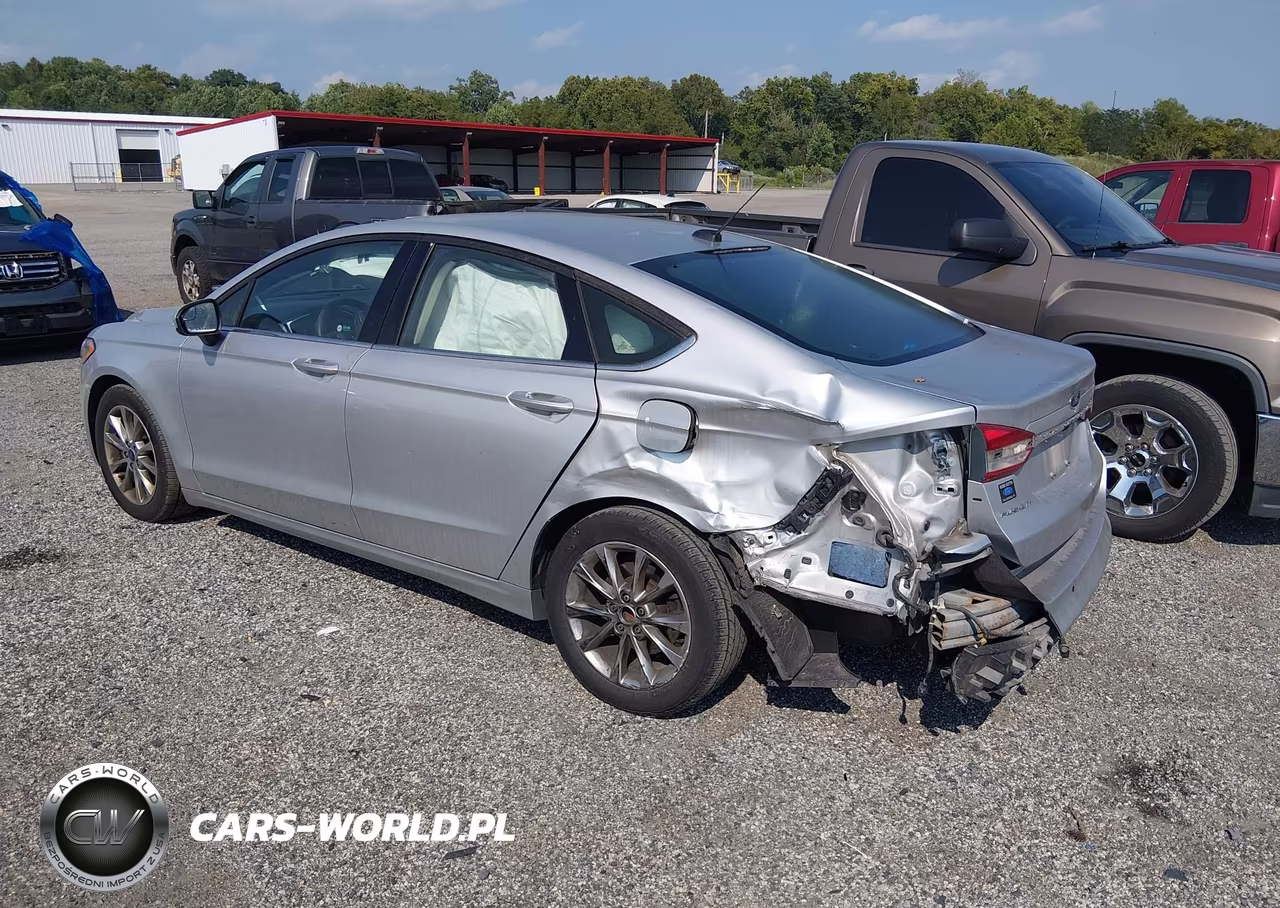 2017 Ford Fusion Se VIN:3FA6P0H75HR345808 - 3